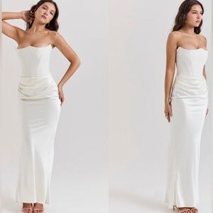 Elegant White Strapless Dress